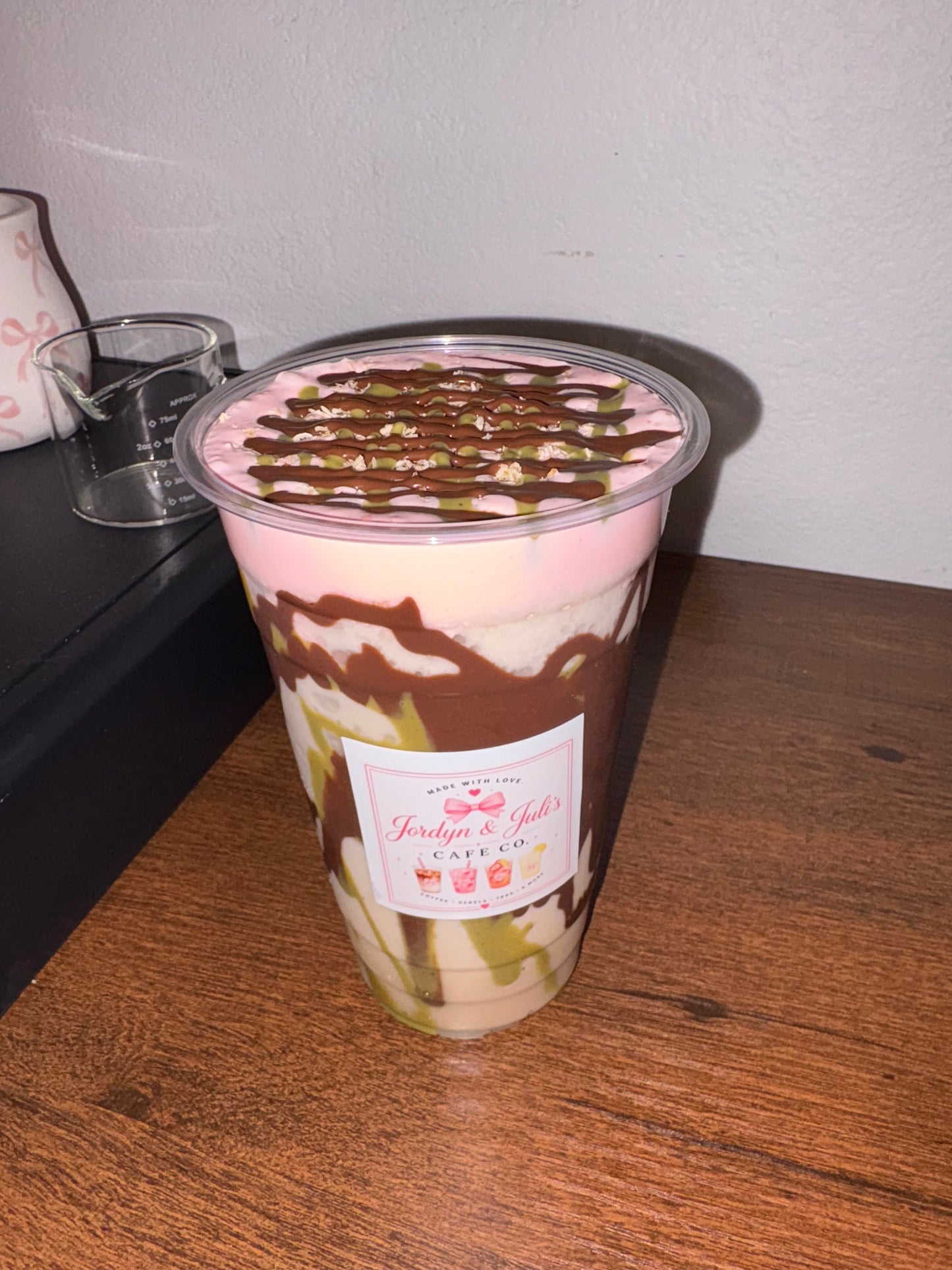 Dubai Chocolate Latte π«